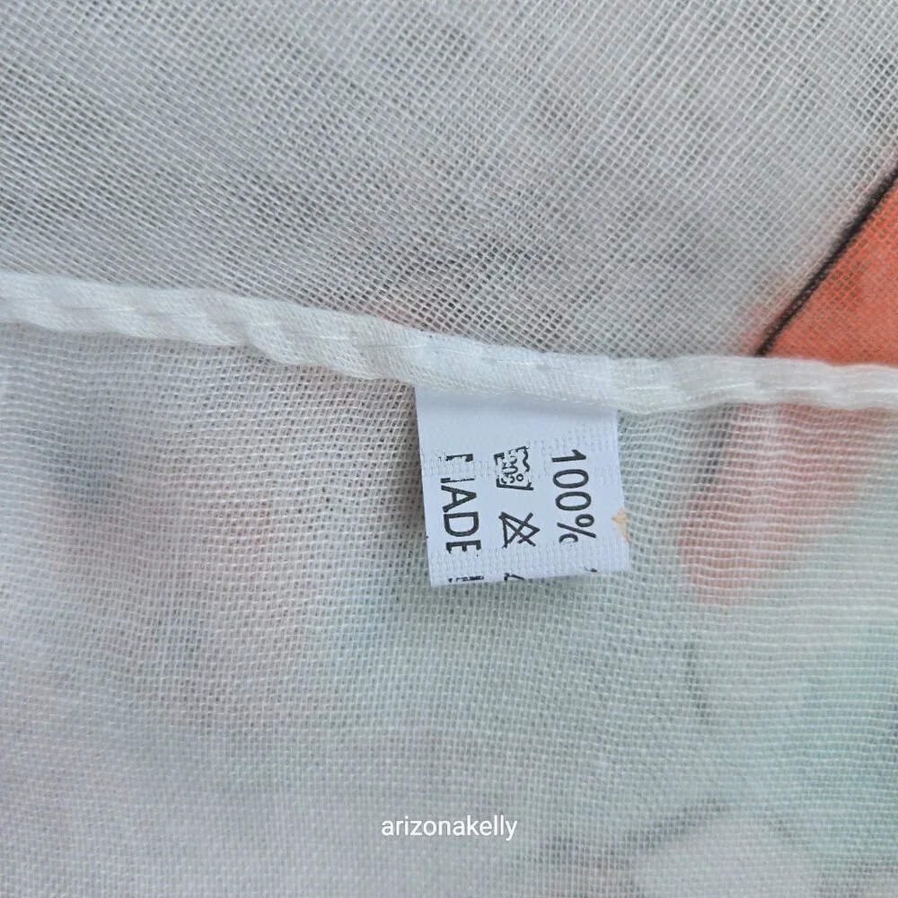 Lightweight gauzy bird summer scarf english robin - Picture 2 of 4